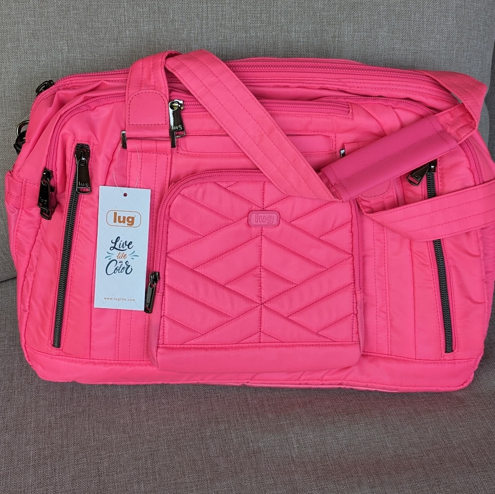 NWT Lug Propeller 2 Duffel Bag in Magenta